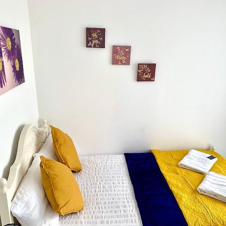 2-Bedrooms Modern Apartment Next To Velodrome, Lounge, Balcony, Parking, Abba Londra Exterior foto